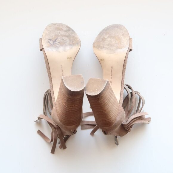 BCBGeneration Cydney Fringe Trimmed Taupe Suede Sandals Block Heels Women Size 6 - Picture 8 of 16